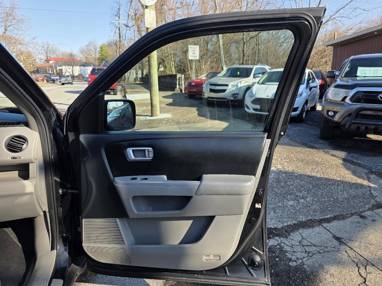 Used 2014 Honda Pilot EX image 46