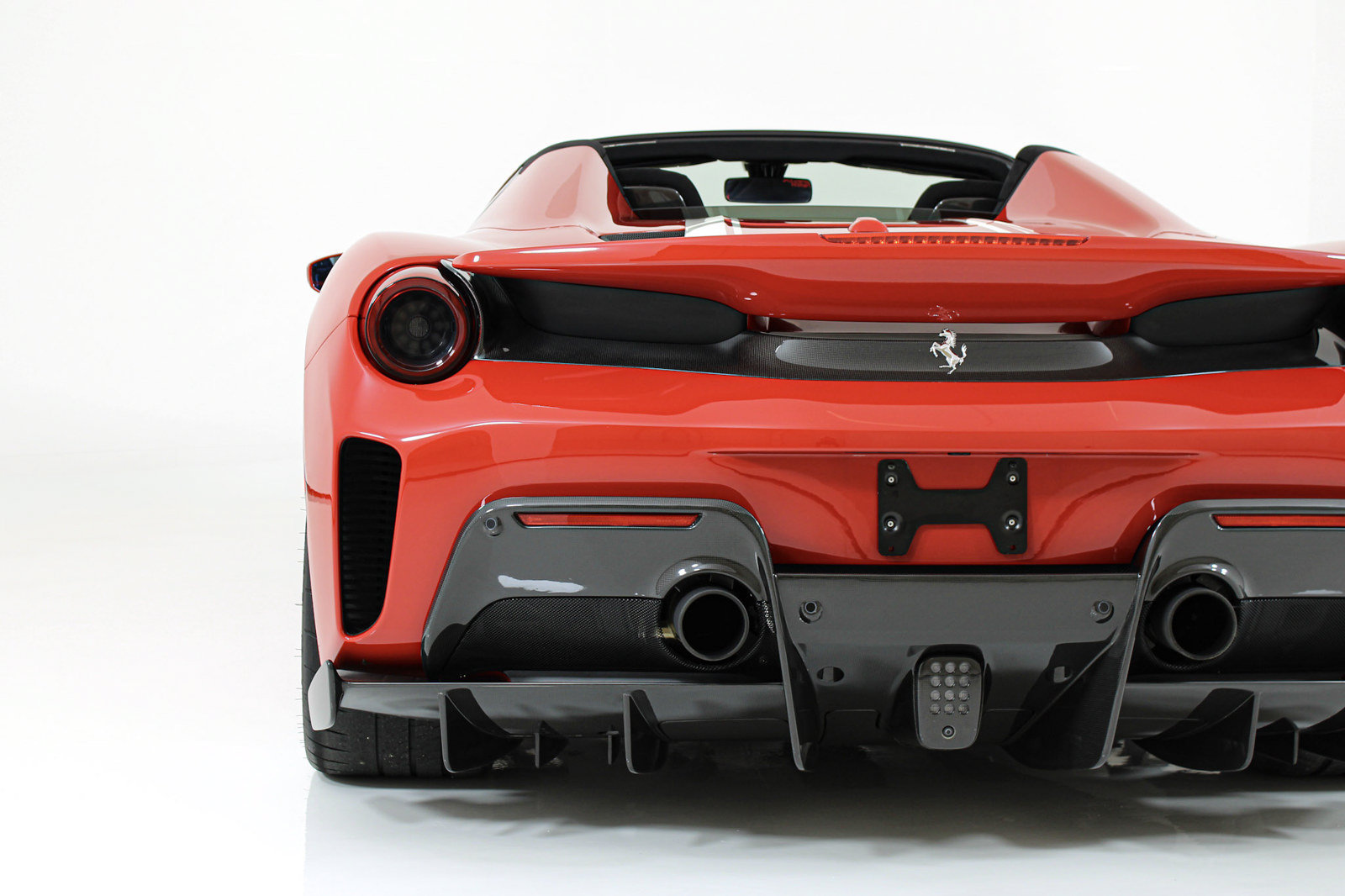 Certified 2019 Ferrari 488 Pista Spider RWD image 27