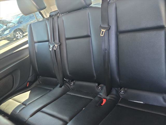 Used 2016 Mercedes-Benz Metris Passenger image 12