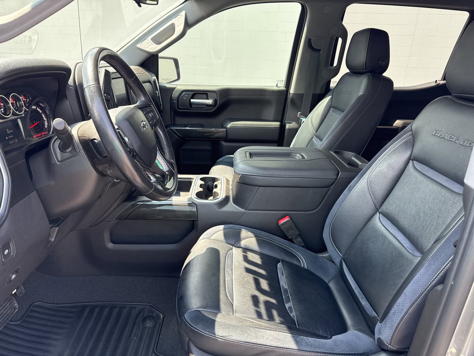 Used 2021 Chevrolet Silverado 1500 RST w/ Convenience Package II AWD/4WD image 28