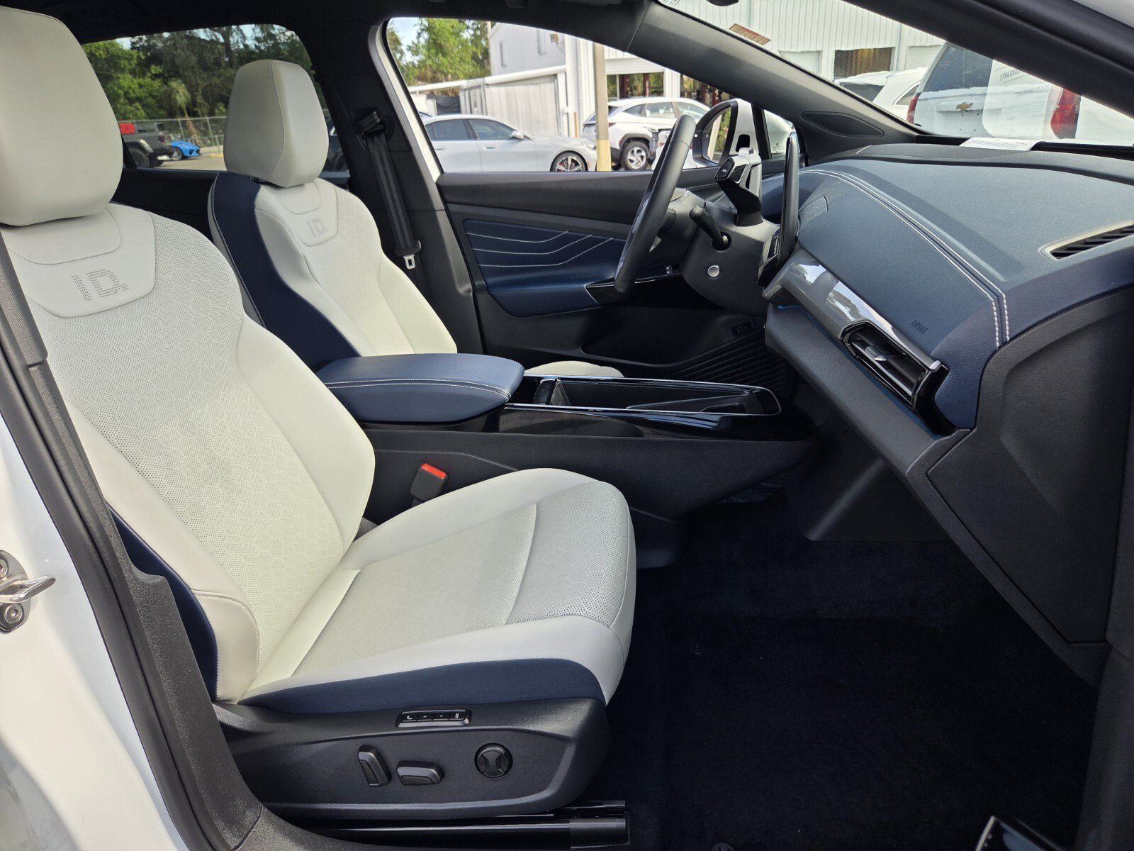 Used 2024 Volkswagen ID.4 S RWD image 17
