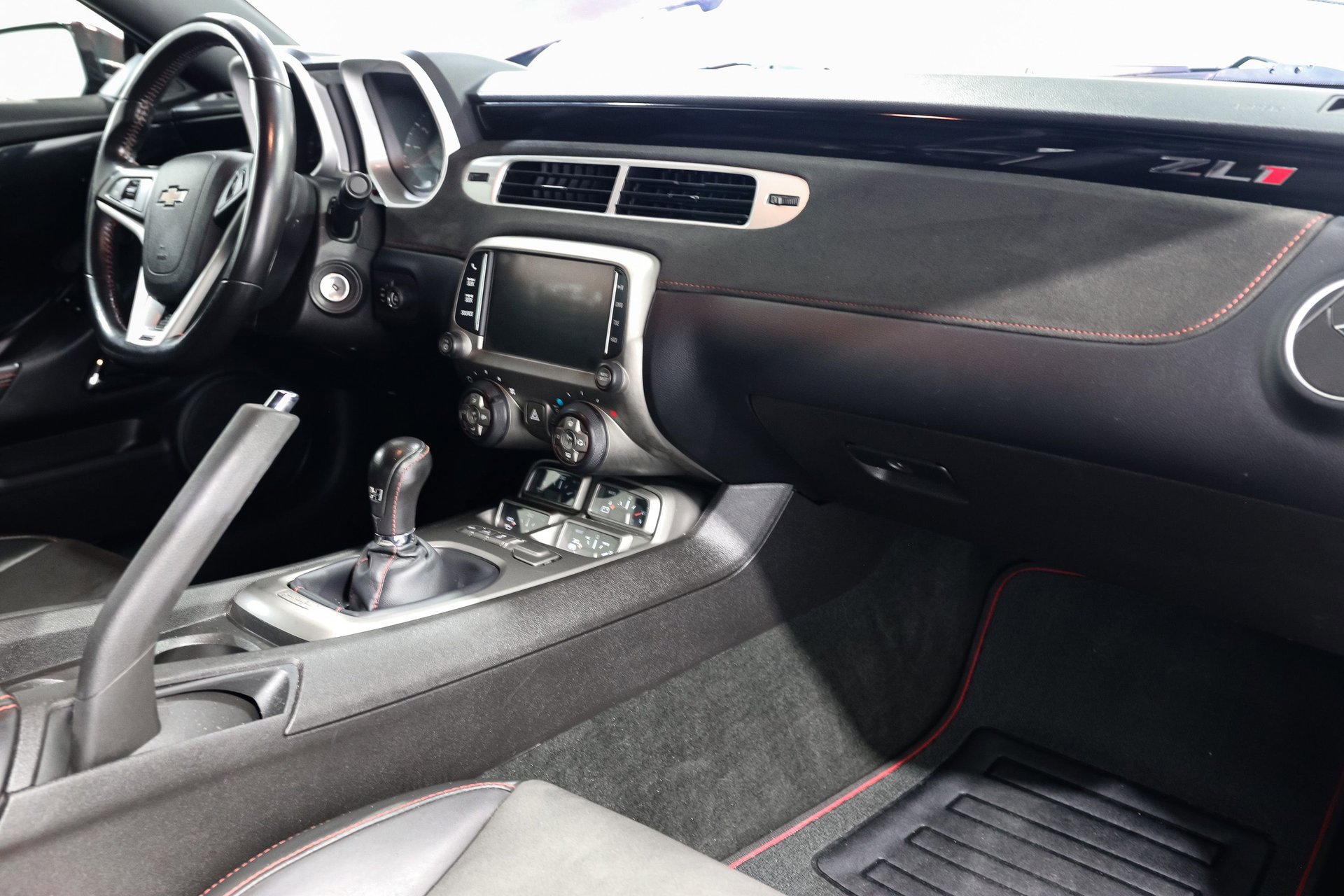 Used 2013 Chevrolet Camaro ZL1 image 22