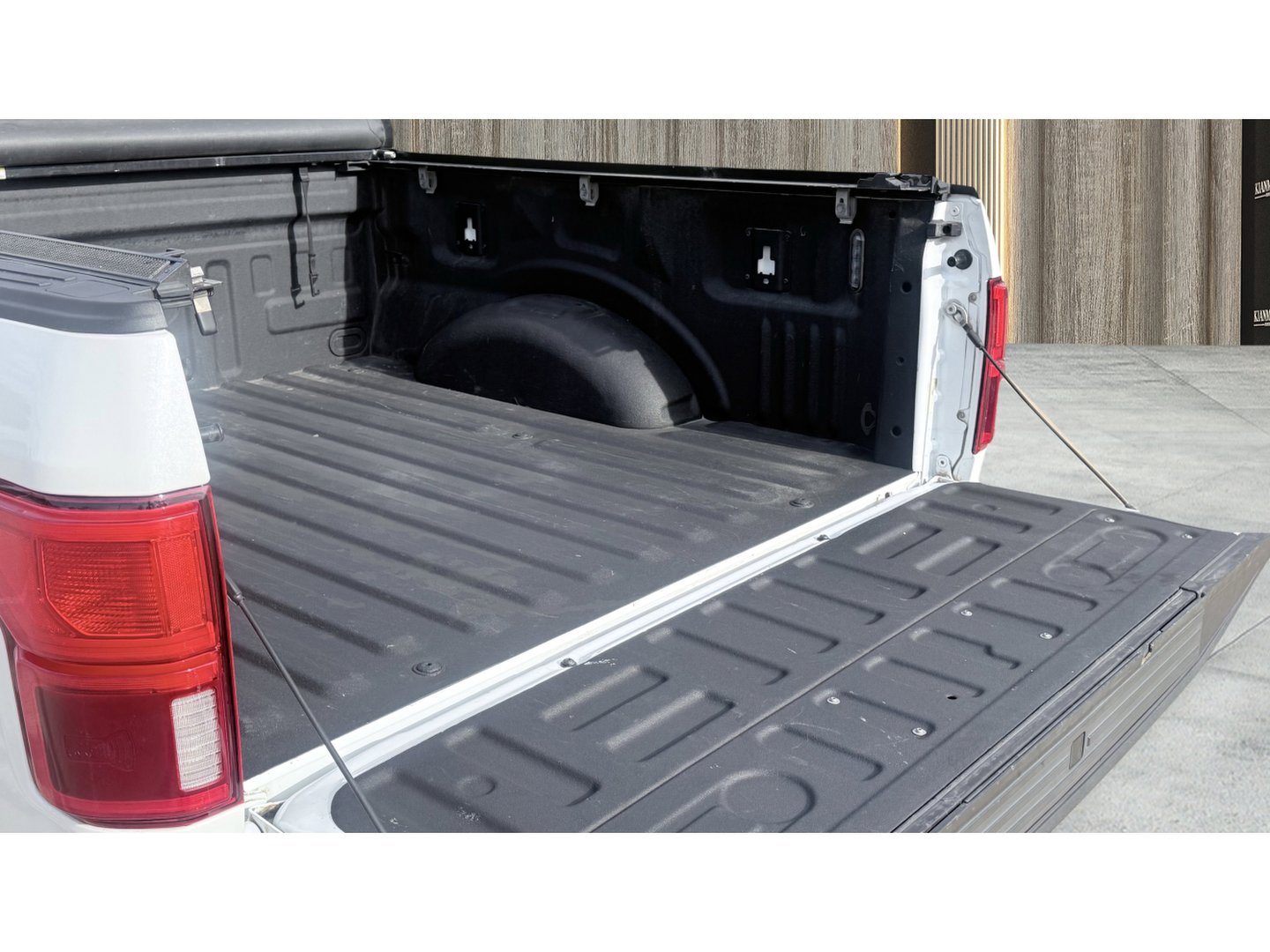 Used 2020 Ford F150 Limited AWD/4WD image 13