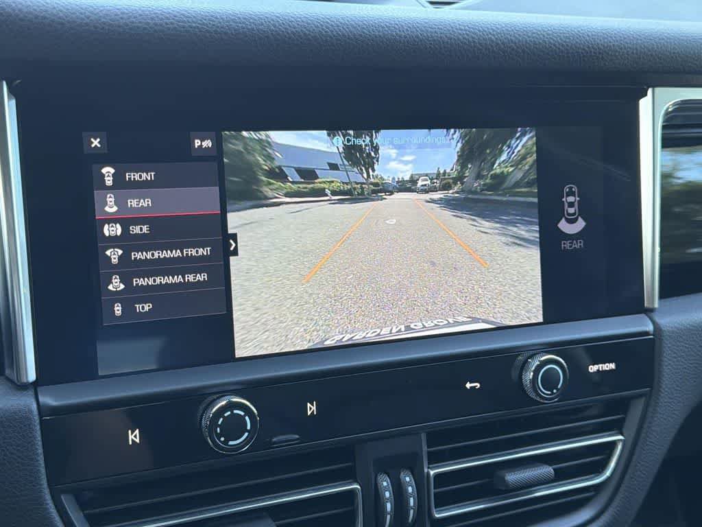 Used 2022 Porsche Macan image 19