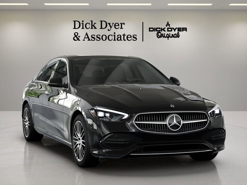 Used 2025 Mercedes-Benz C 300 Sedan image 4