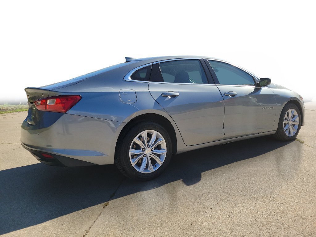 Used 2024 Chevrolet Malibu LT FWD image 4
