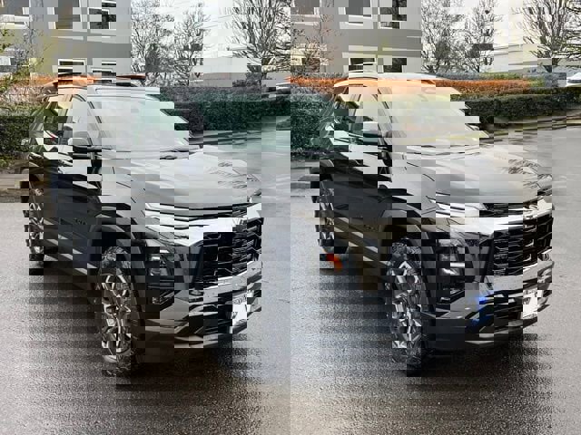 New 2026 Chevrolet Equinox ACTIV w/ Convenience Package III image 1