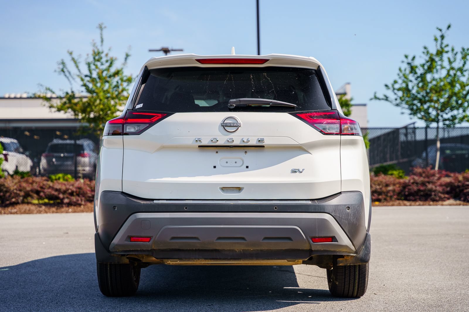 Used 2023 Nissan Rogue SV FWD image 6