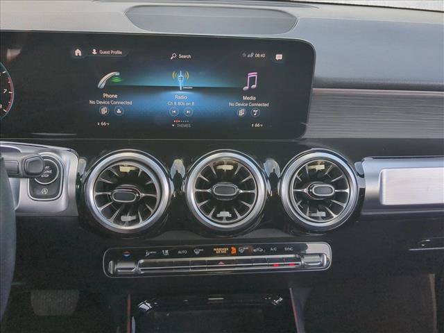 Used 2023 Mercedes-Benz GLB 250 4MATIC image 14