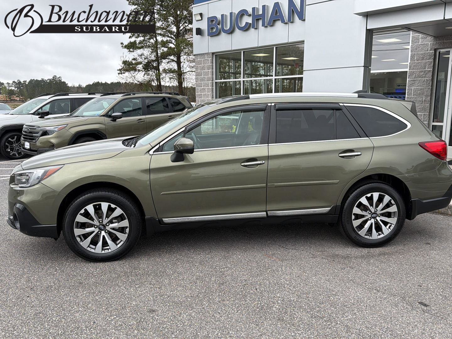Used 2019 Subaru Outback 2.5i Touring image 1