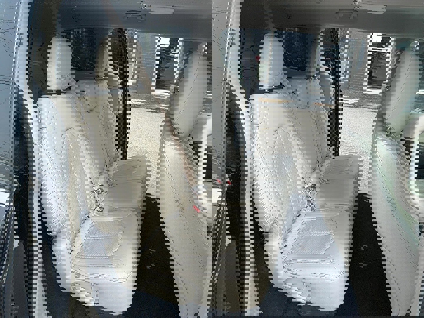 Used 2018 Chrysler Pacifica Touring-L image 12