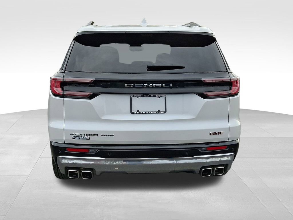 Used 2024 GMC Acadia Denali w/ Super Cruise Package image 5