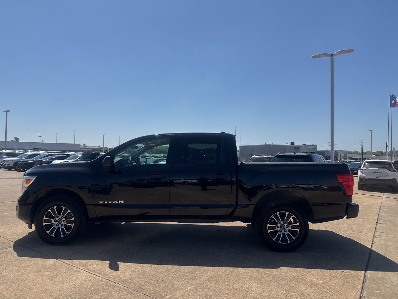 Certified 2024 Nissan Titan SV image 12