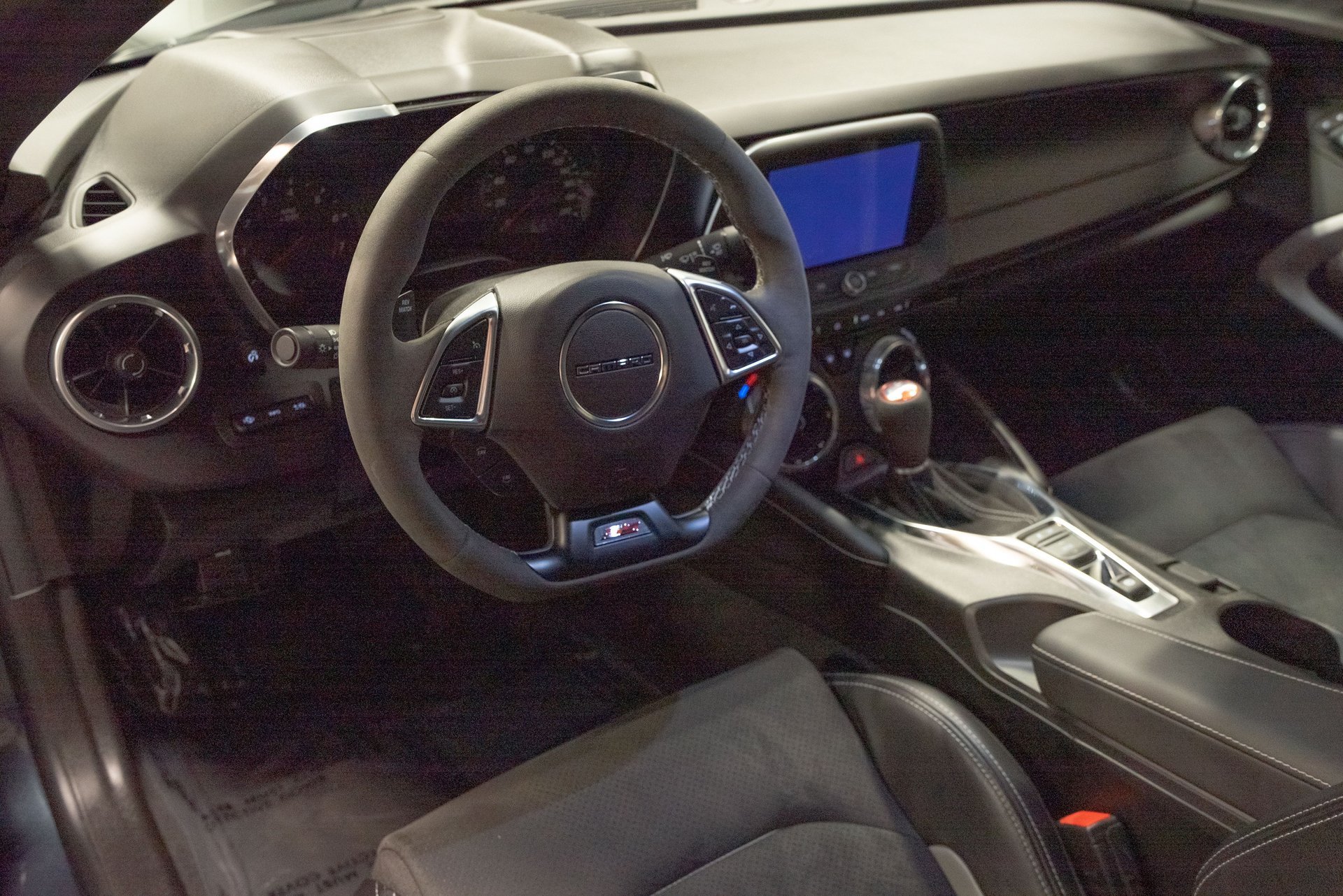 Used 2019 Chevrolet Camaro SS RWD image 13