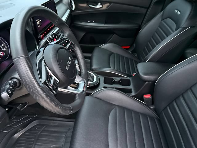Used 2024 Kia Forte GT-Line w/ GT-Line Premium Package FWD image 19