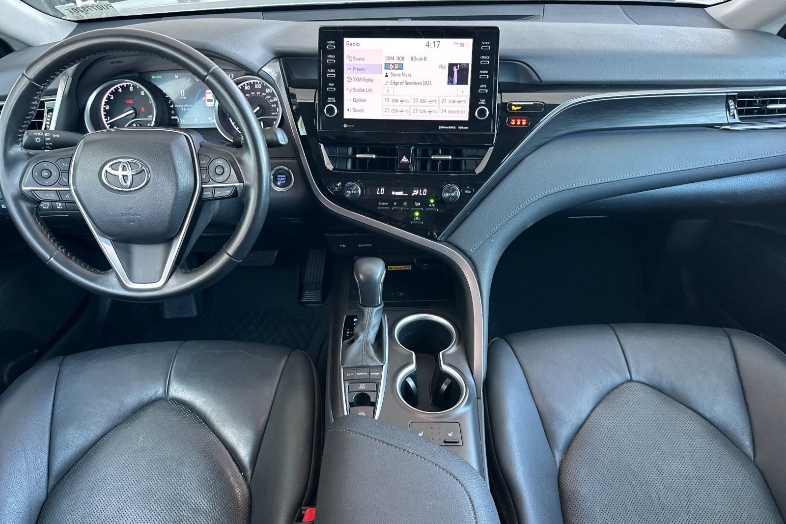 Used 2023 Toyota Camry XLE image 13