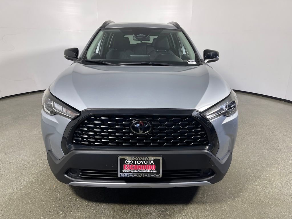 Certified 2025 Toyota Corolla Cross LE image 8