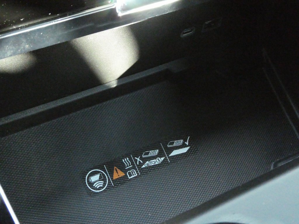 Certified 2025 GMC Yukon Denali image 18