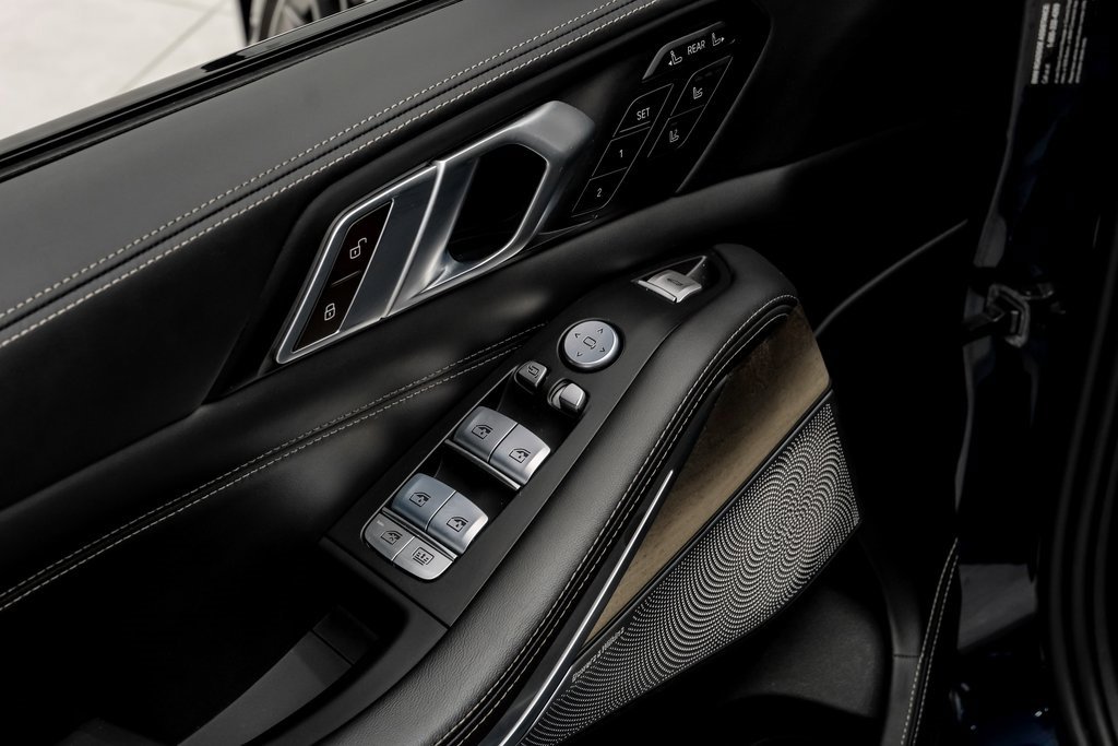 Used 2024 BMW ALPINA XB7 image 39