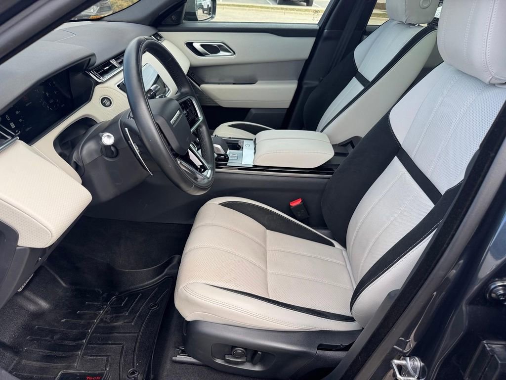 Used 2021 Land Rover Range Rover Velar R-Dynamic S image 9