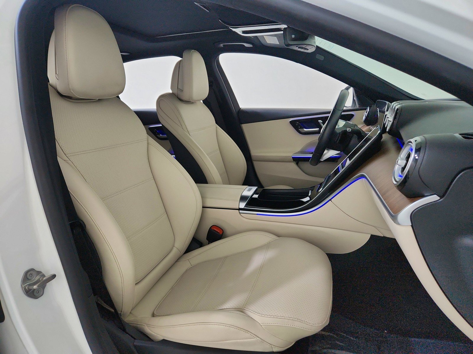 Used 2022 Mercedes-Benz C 300 Sedan w/ Exclusive Trim Package image 30