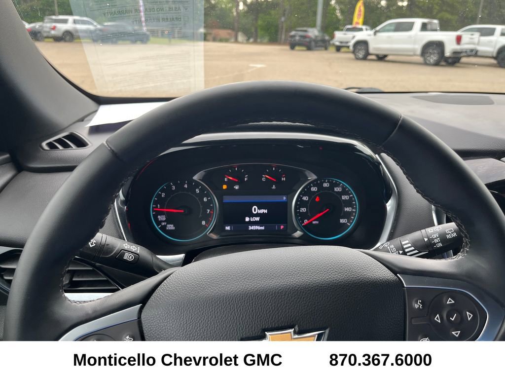 Used 2023 Chevrolet Traverse LT FWD image 14