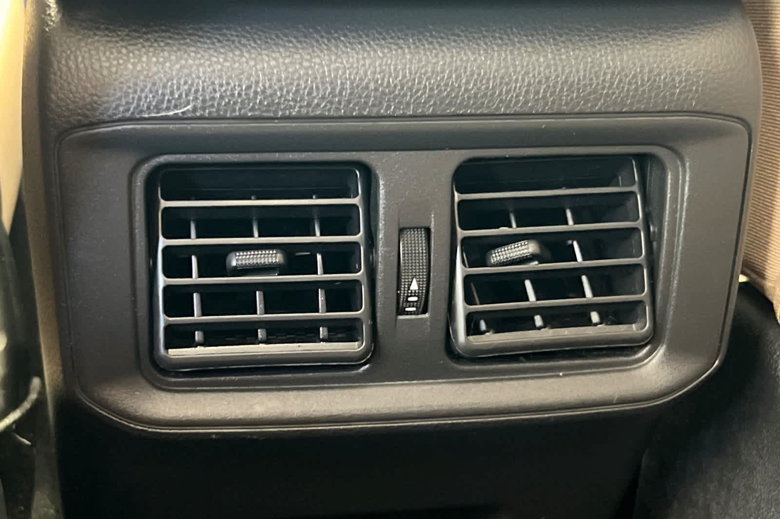 Certified 2023 Toyota RAV4 LE AWD/4WD image 14
