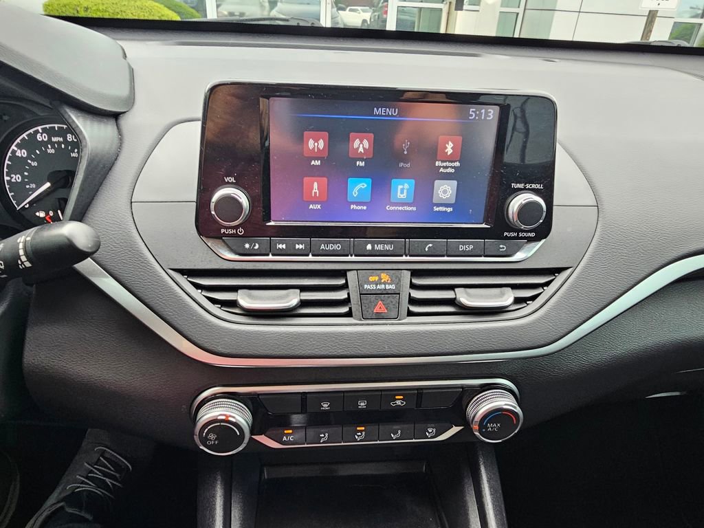 Used 2022 Nissan Altima 2.5 S FWD image 19