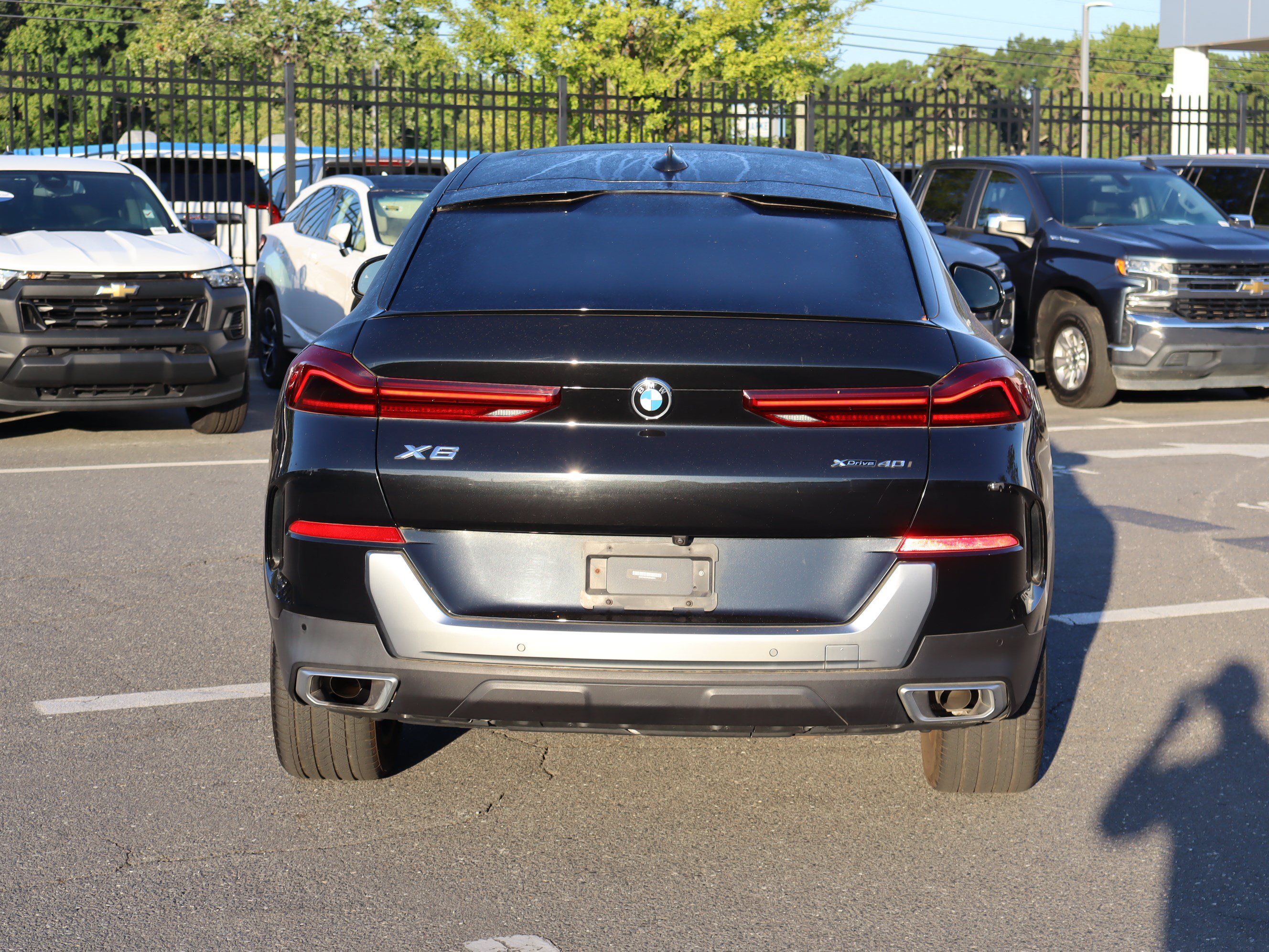 Used 2022 BMW X6 xDrive40i w/ Premium Package AWD/4WD image 9