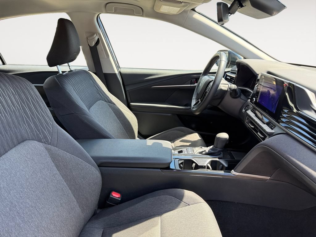 Certified 2025 Toyota Camry LE AWD/4WD image 15