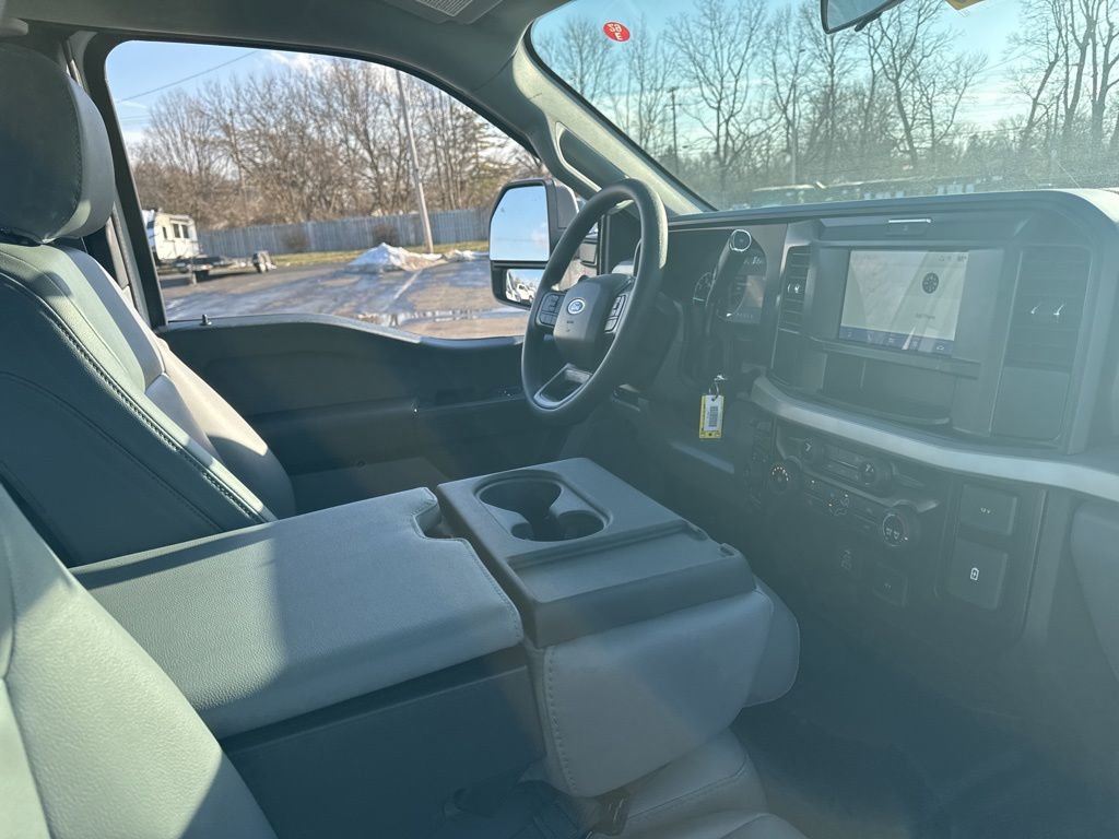 New 2026 Ford F250 XL w/ FX4 Off-Road Package image 16