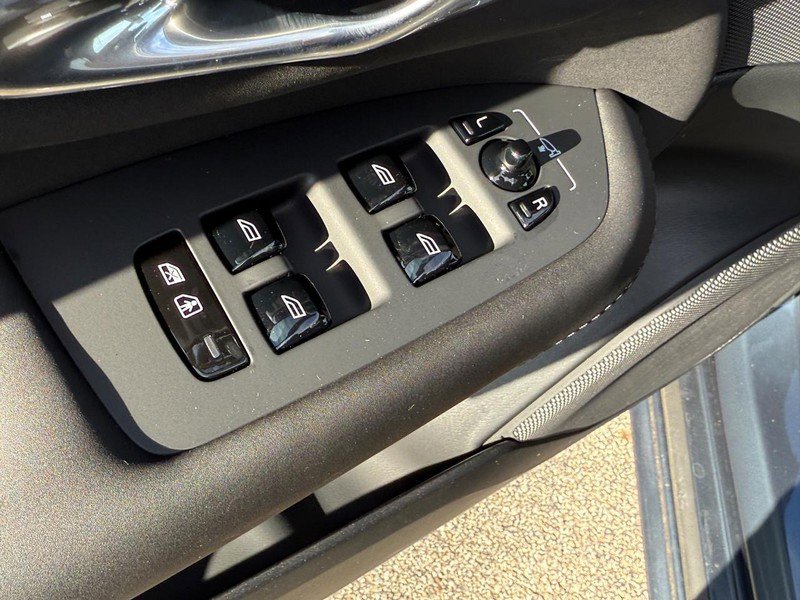 New 2026 Volvo XC90 B6 Plus w/ Protection Package AWD/4WD image 10