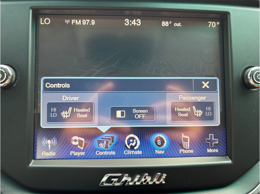 Used 2016 Maserati Ghibli RWD image 27