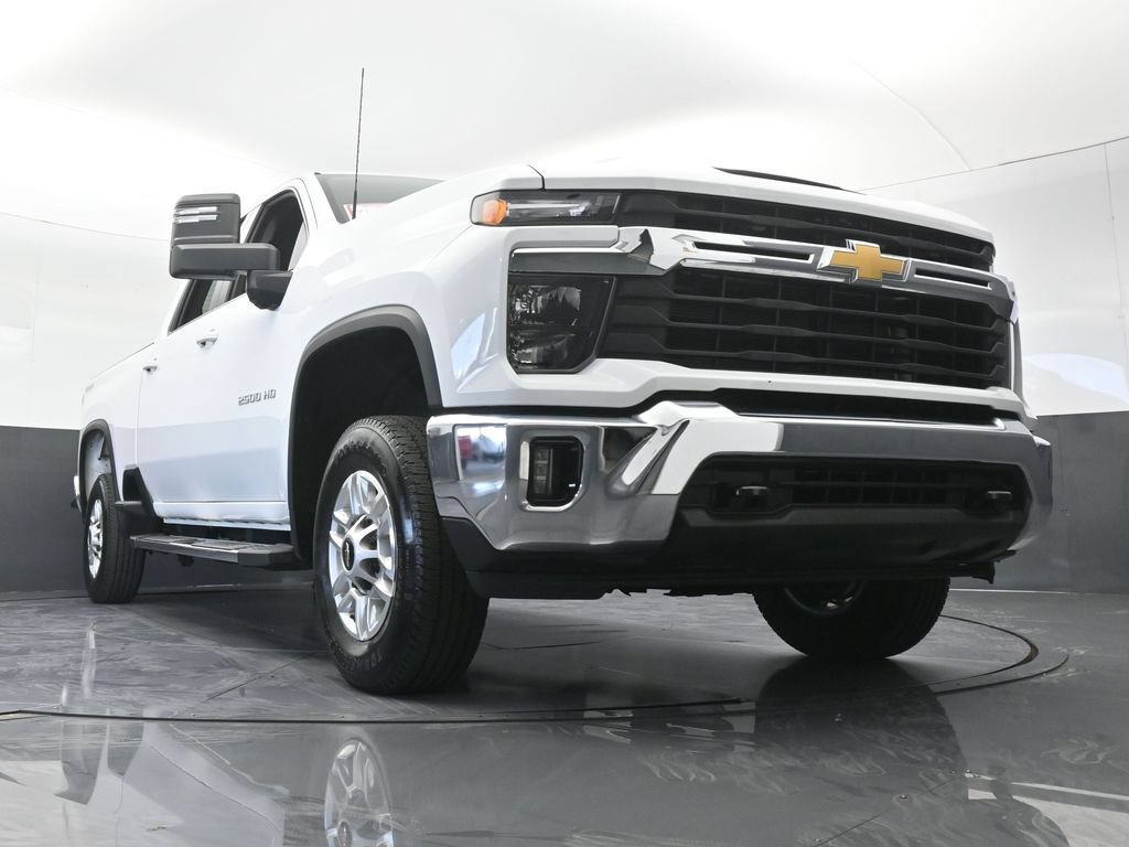 Used 2025 Chevrolet Silverado 2500 LT w/ Convenience Package AWD/4WD image 69