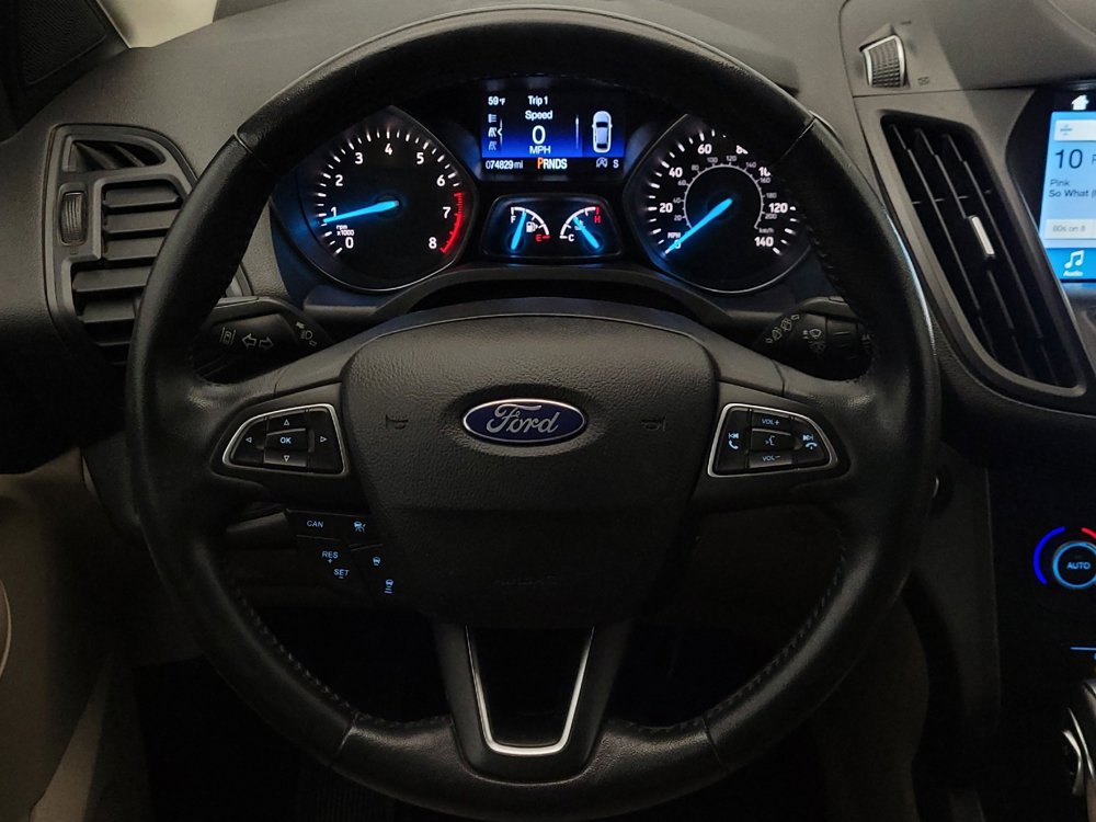 Used 2019 Ford Escape SEL image 22