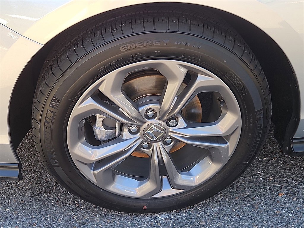 Certified 2024 Honda Accord EX image 7