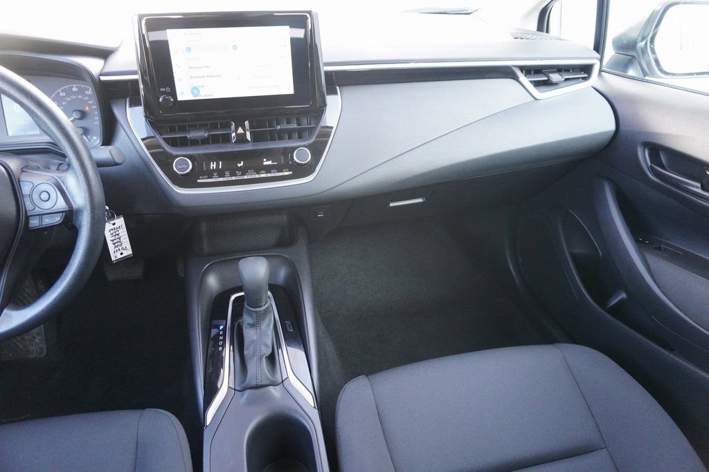 Used 2024 Toyota Corolla LE image 25
