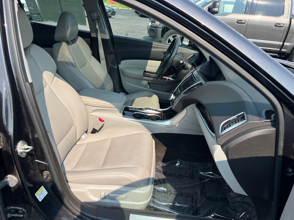 Used 2015 Acura TLX V6 w/ Technology Package FWD image 41