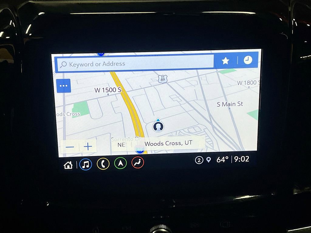 Used 2023 Chevrolet Traverse RS image 13