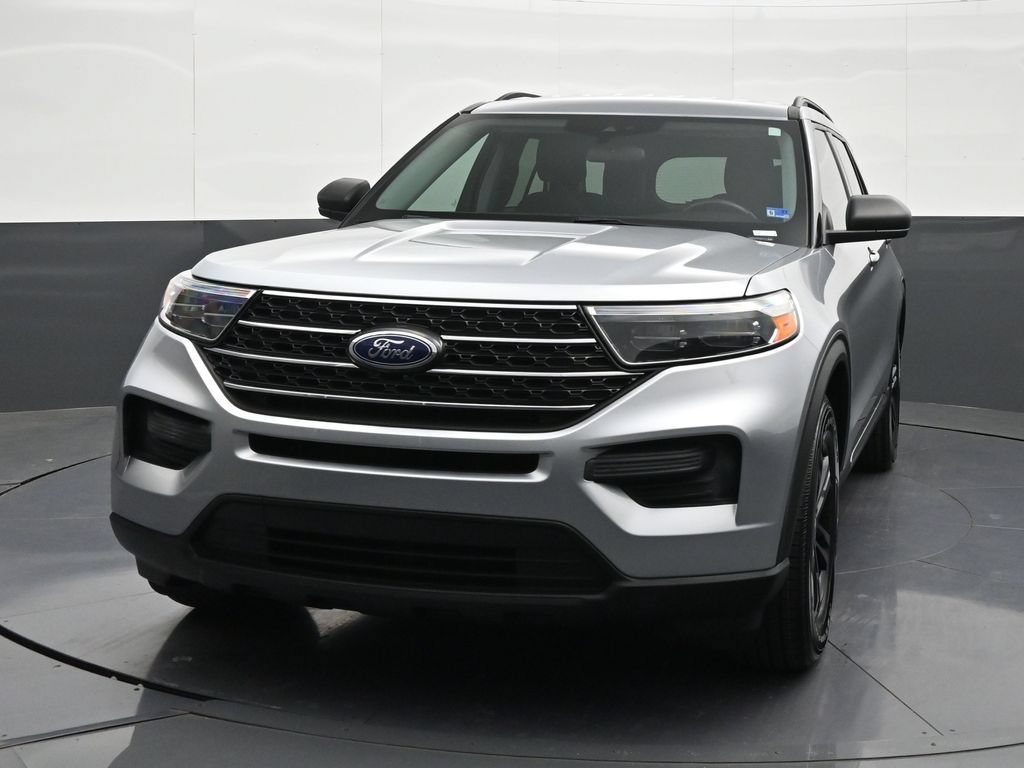 Used 2023 Ford Explorer XLT RWD image 8