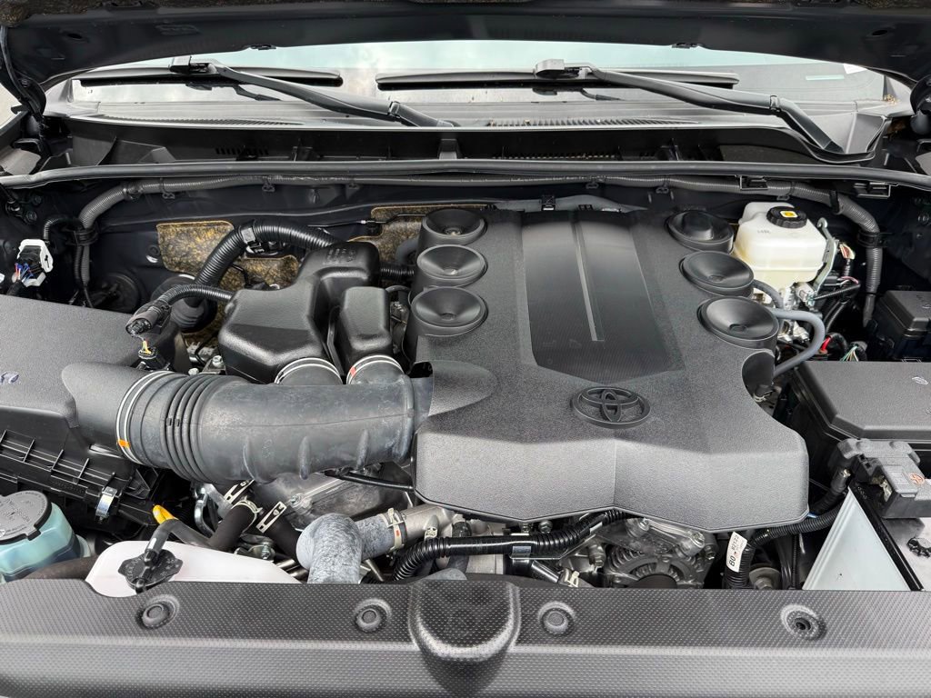 Certified 2024 Toyota 4Runner SR5 Premium AWD/4WD image 10