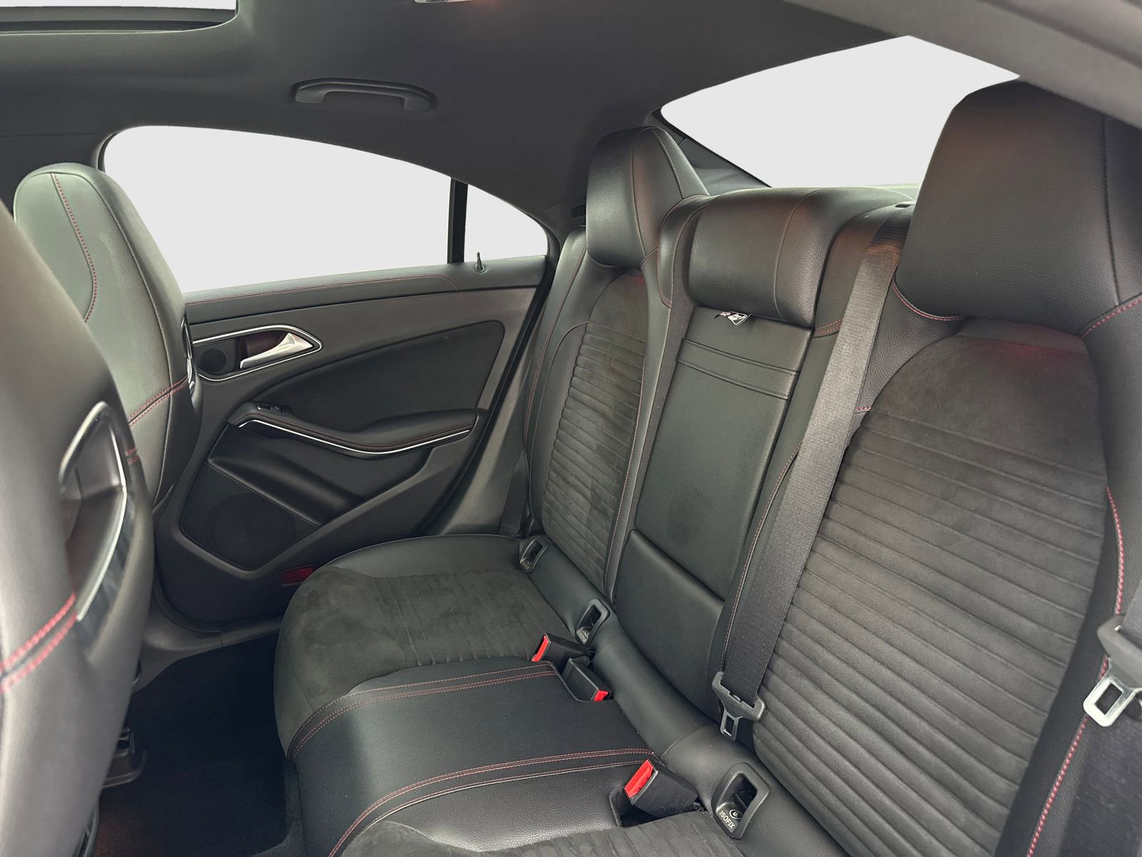 Used 2018 Mercedes-Benz CLA 45 AMG 4MATIC image 37
