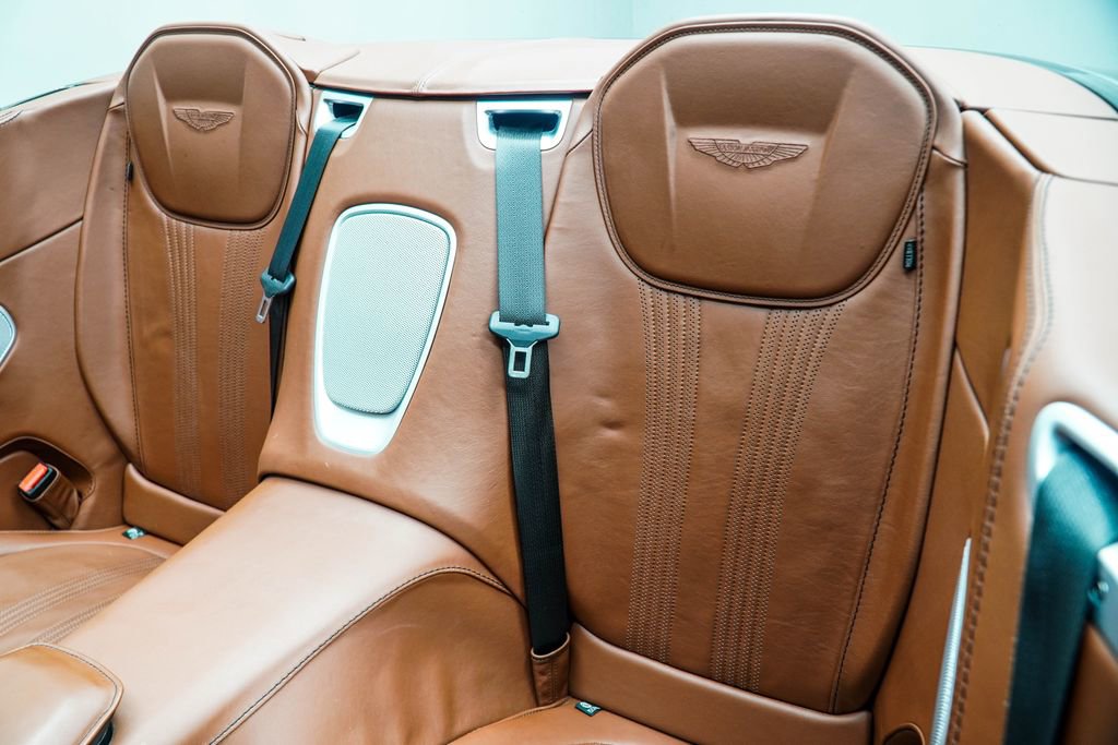 Used 2019 Aston Martin DB11 Volante RWD image 56