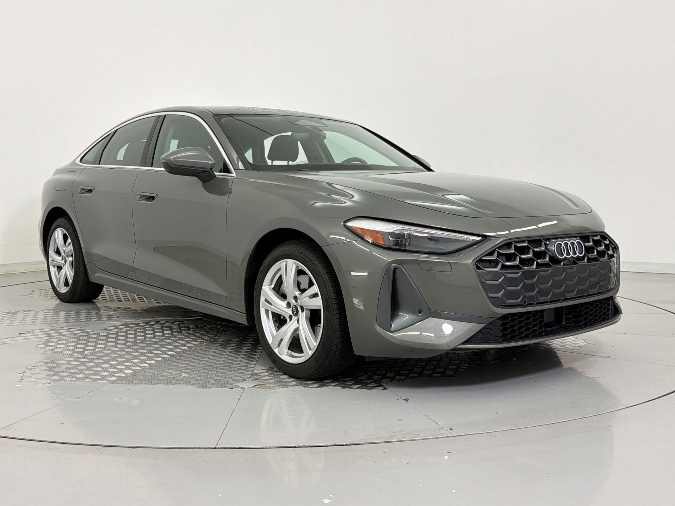 Used 2025 Audi A5 2.0T Premium w/ Convenience Package AWD/4WD image 6