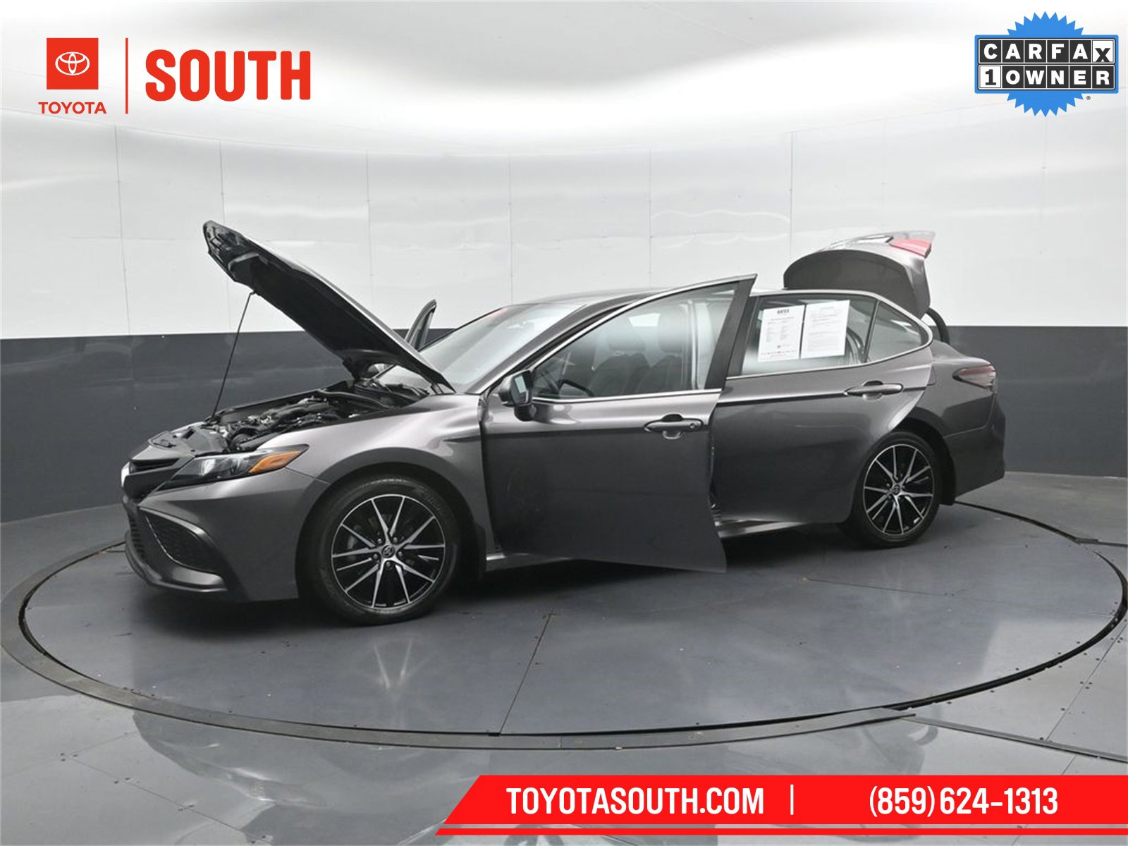 Used 2024 Toyota Camry SE image 55