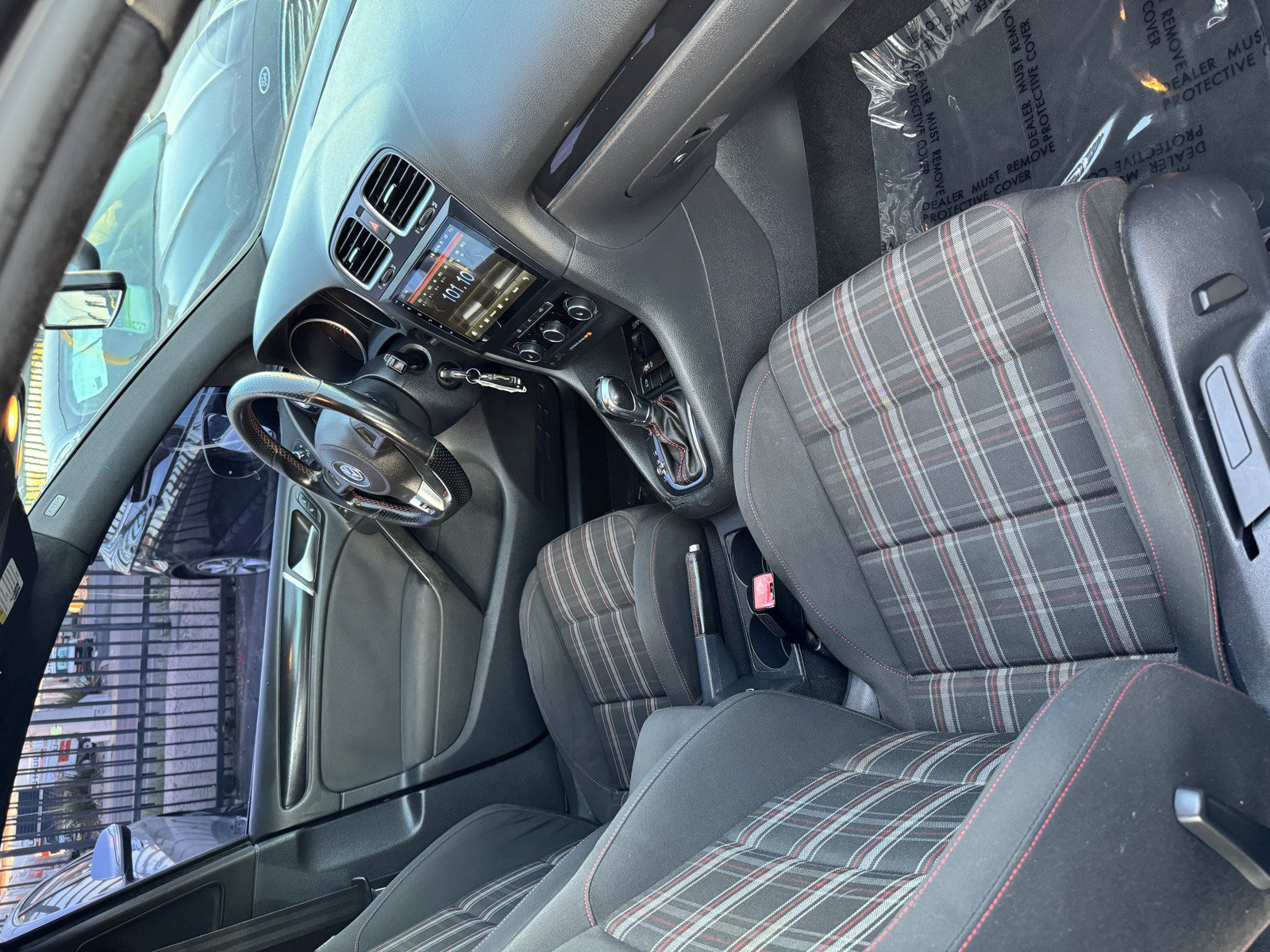 Used 2012 Volkswagen GTI 4-Door FWD image 6