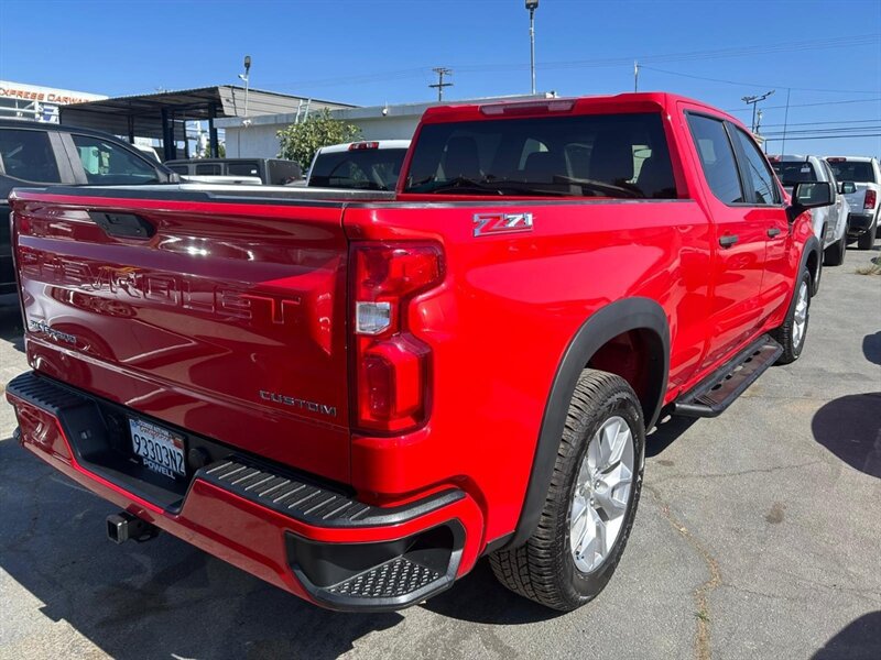 Used 2020 Chevrolet Silverado 1500 Custom w/ Custom Value Package AWD/4WD image 6