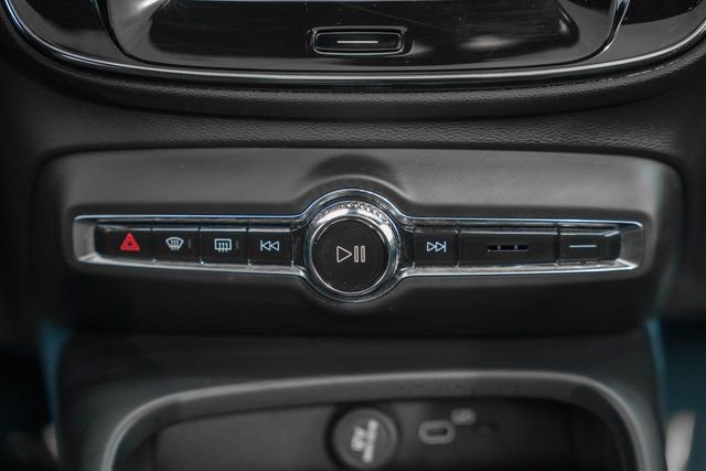 Used 2022 Volvo C40 P8 Recharge Ultimate image 24