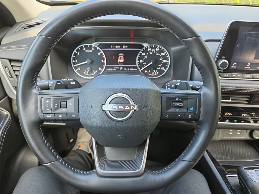 Certified 2025 Nissan Rogue SV FWD image 22