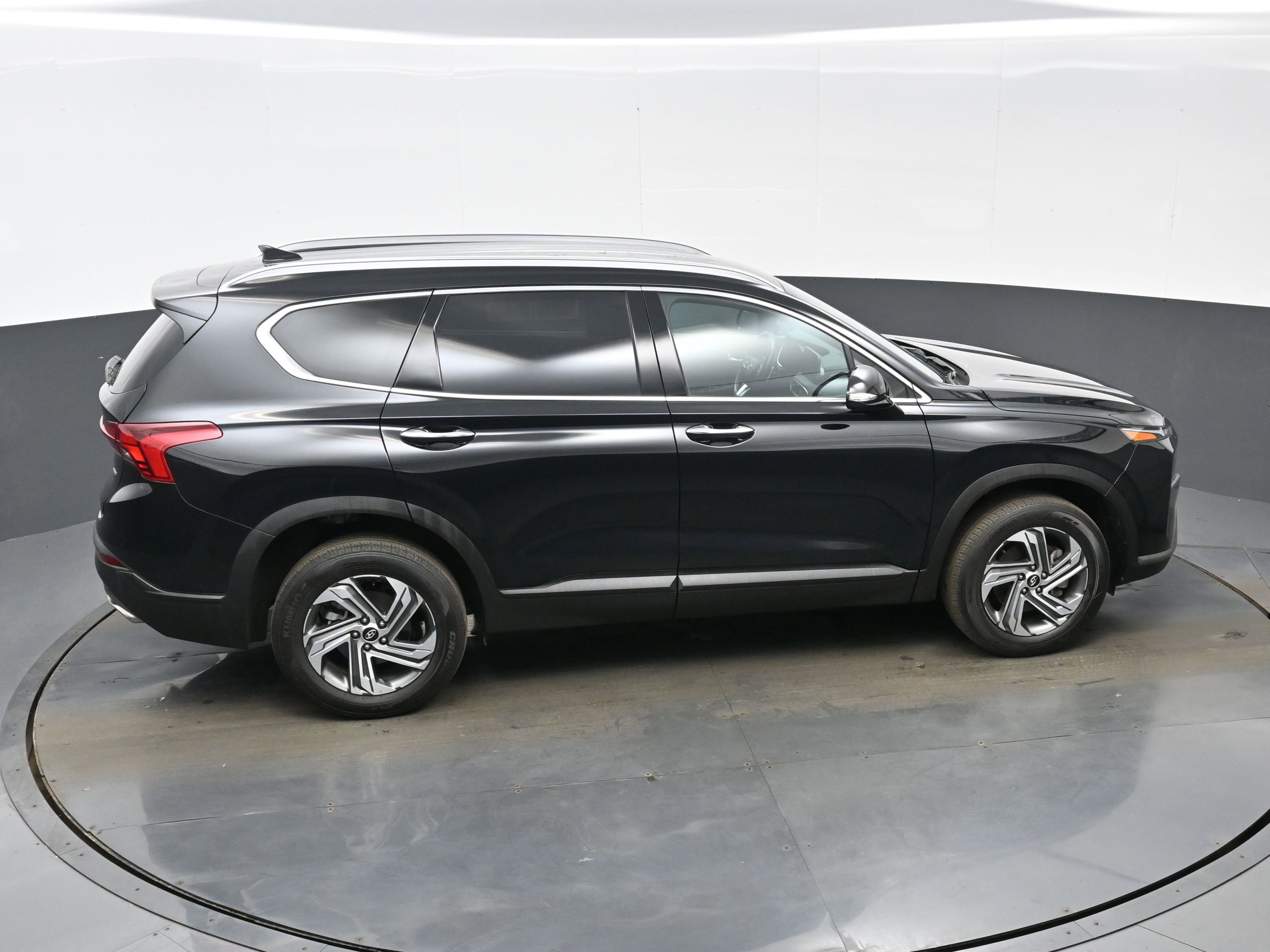 Certified 2023 Hyundai Santa Fe SEL image 36